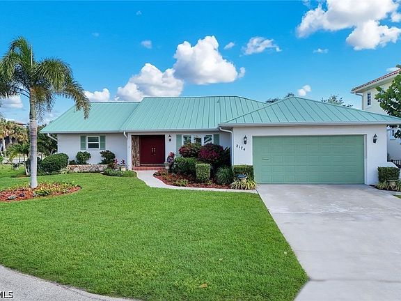 2nd image of 2174 Bayou Rd