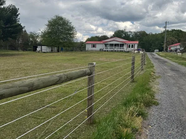 420 Duhamel Corner Rd, Marydel, MD 21649