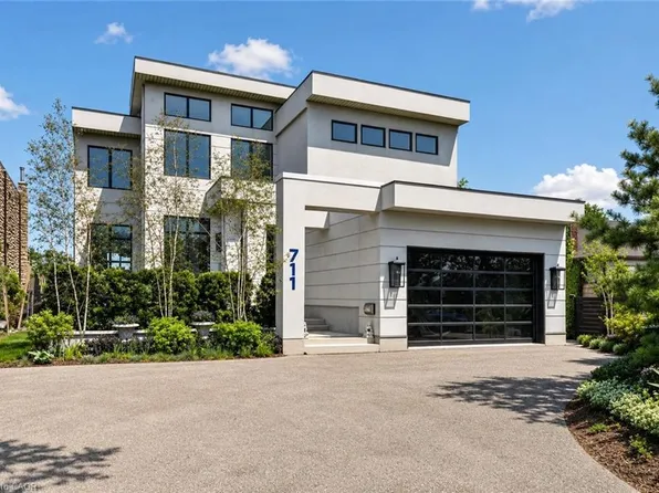 711 Beach Blvd, Hamilton, ON L8H 6Y5