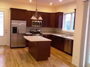 59 Sands Point Rd #A, Port Washington, NY 11050