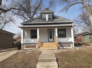 320 1st St SW, Hartley, IA 51346