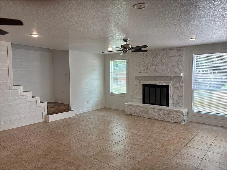 478 Brandon Rd — Photo 5