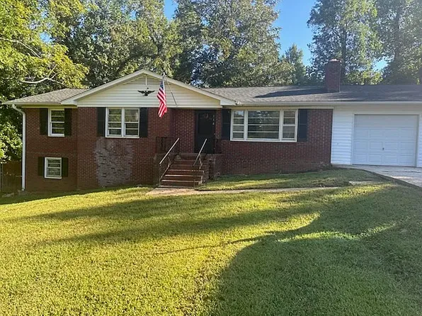 114 Dover Rd, Spartanburg, SC 29301