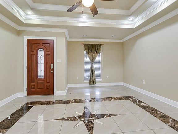 2nd image of 4921 Sherwood Dr