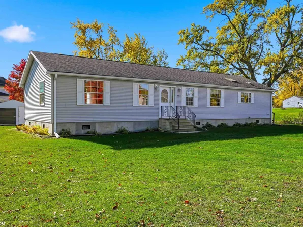 702 E Liberty St, Montezuma, IA 50171