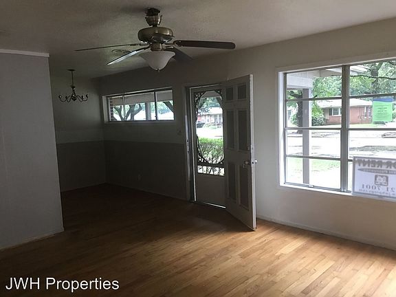 2nd image of 2023 Vivian St