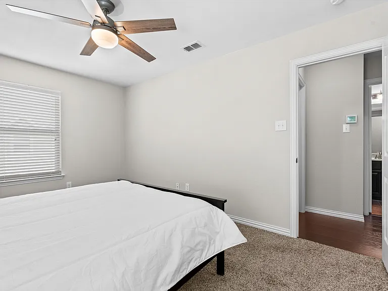 6900 Carrington Ln — Photo 14