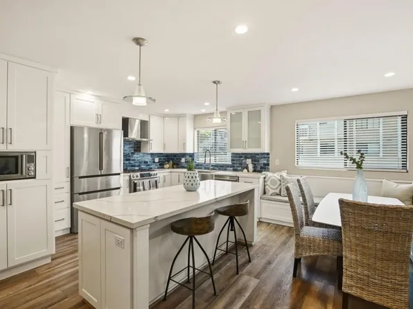4046 Mahaila Ave Unit B, San Diego, CA 92122