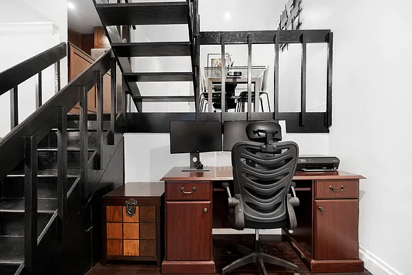 Rented by Compass | media 19