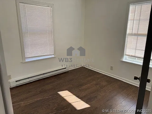 106 N M St — Photo 8