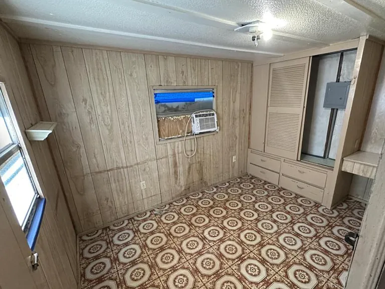 3632 SW Military Dr #14 — Photo 5