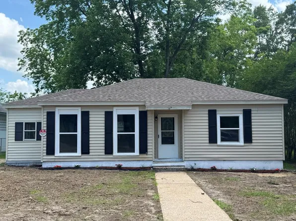 109 Hillman St, Dothan, AL 36301