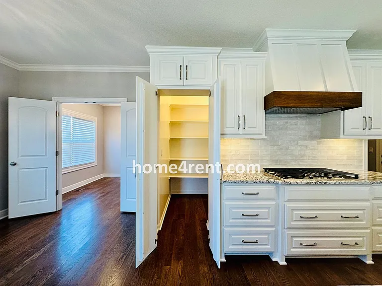 18453 Pawnee Ln — Photo 18