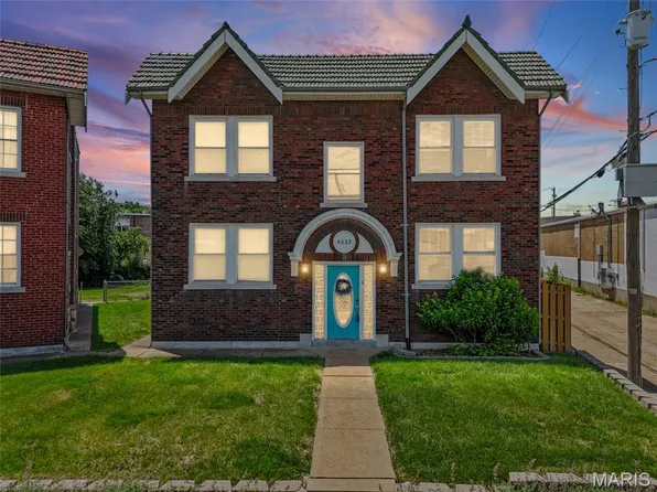 4622 Cleveland Ave, Saint Louis, MO 63110