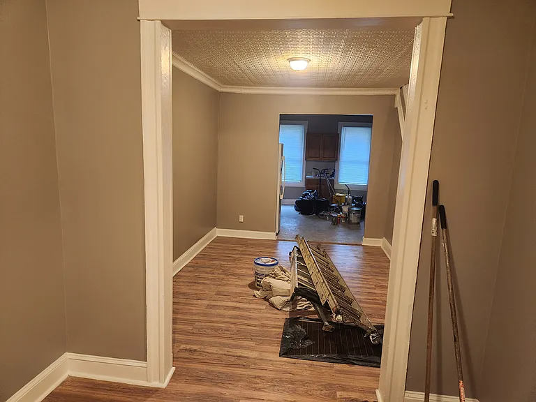 1105 Ashburton St #1 — Photo 3