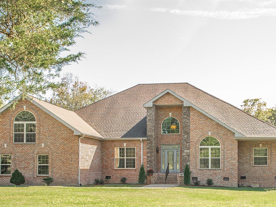 1st image of 207 Saint Blaise Ct