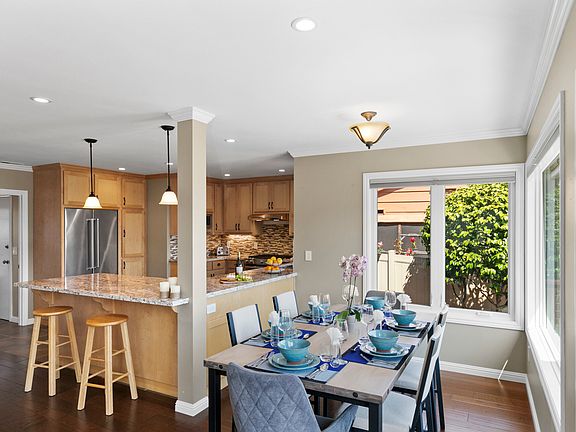 4th image of 1036 Shell Ave