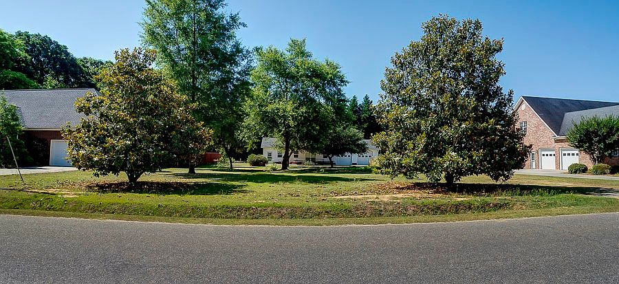 2nd image of 3322 Lakeshore Dr