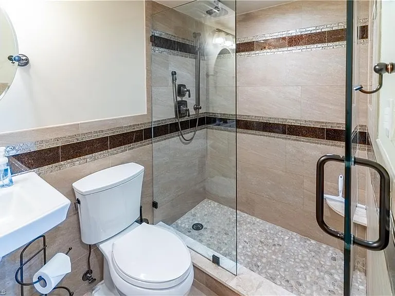 3 Bluebill Ave #801 — Photo 20