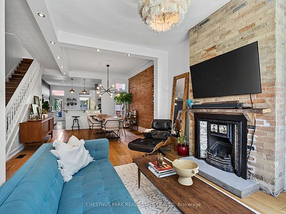 4th image of 28 Robinson St