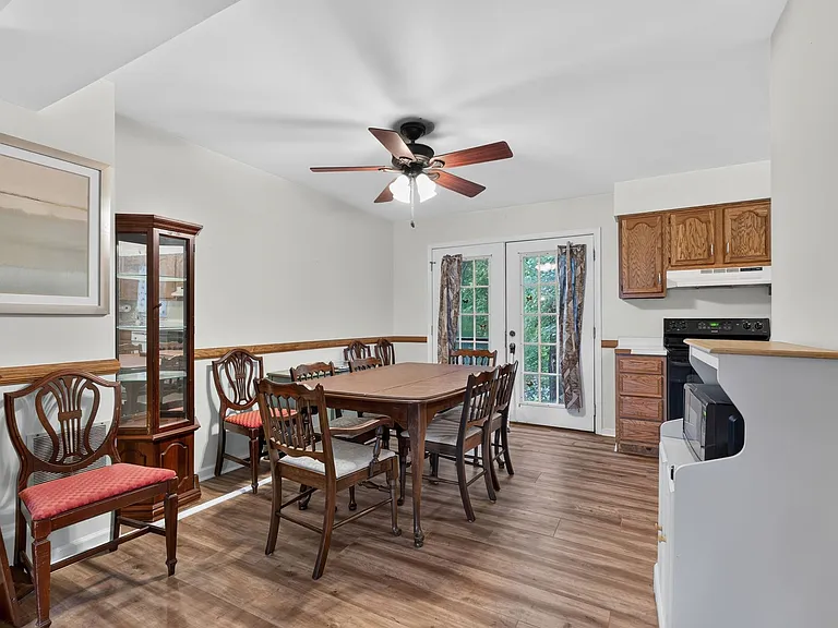 8 Cypress Dr — Photo 10
