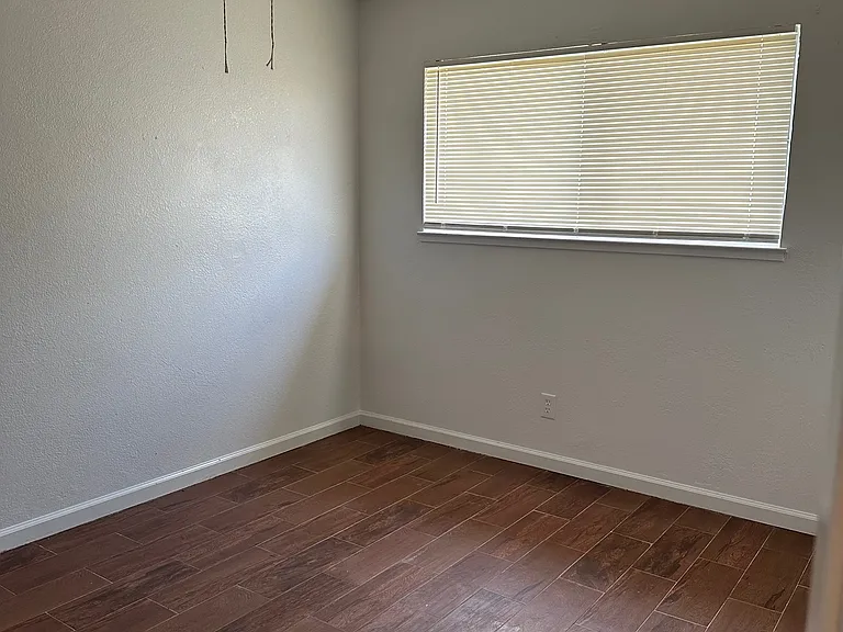 1111 Tabor Ave #4 — Photo 6
