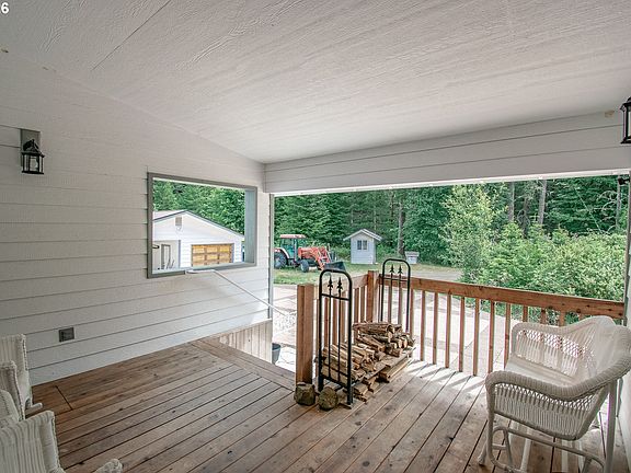 5th image of 2690 Bear Creek Rd