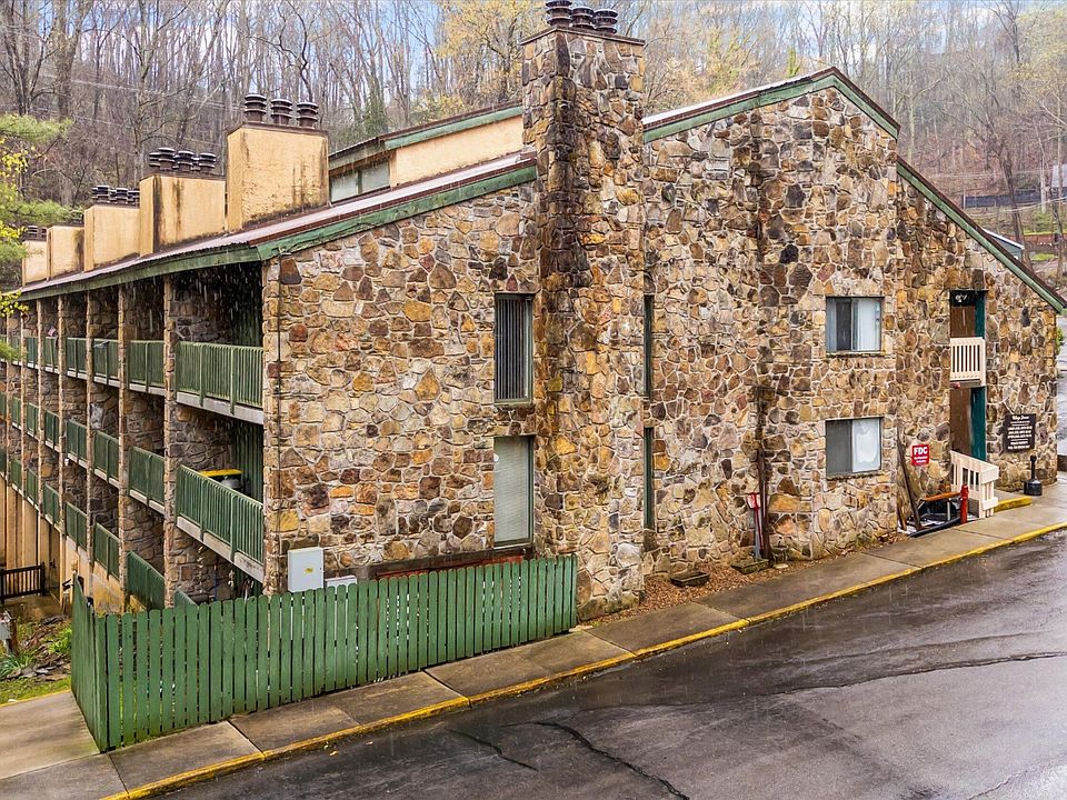 1st image of 1435 Wiley Oakley Dr APT 161