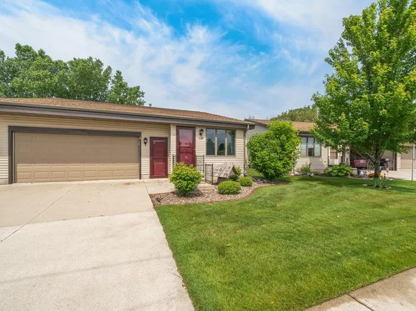 2418 Paul Rd #2, Manitowoc, WI 54220