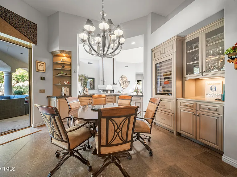 8350 E Via Del Sol Dr — Photo 15