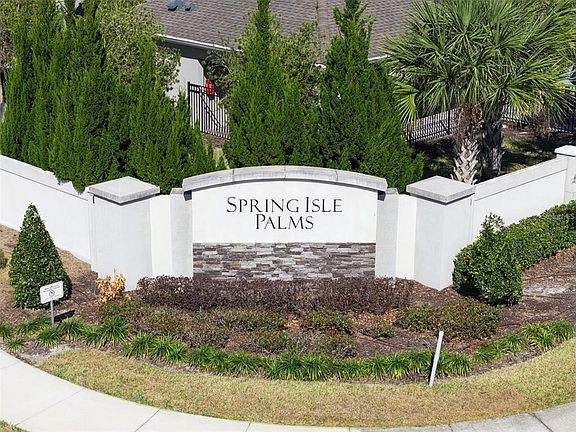 2nd image of 1005 Spring Palms Loop
