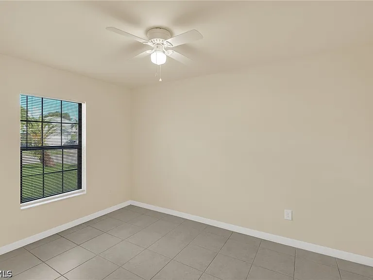 4623 SW 7th Pl — Photo 10