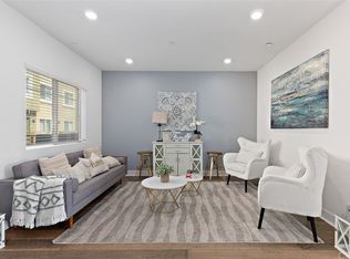 2970 Ripple Pl APT 201, Los Angeles, CA 90039