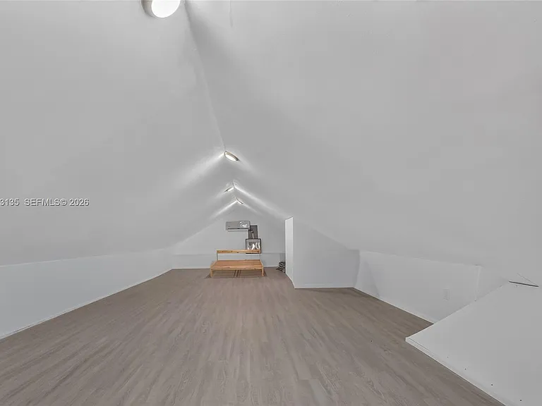 1731 NE 171st St — Photo 38