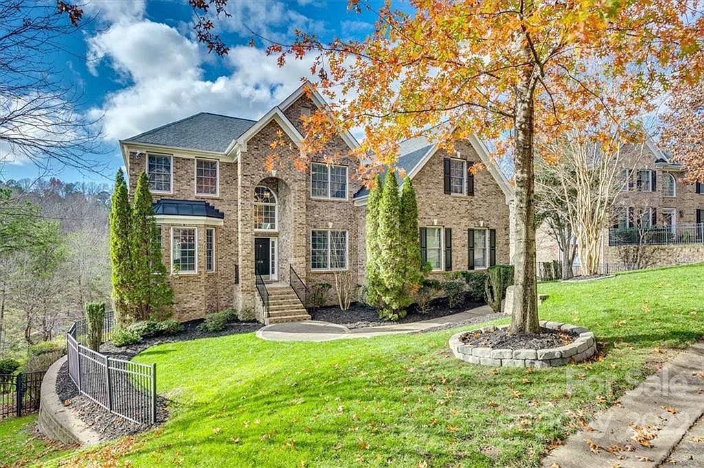 916 Cove Point Ln, Tega Cay, SC 29708 Zillow