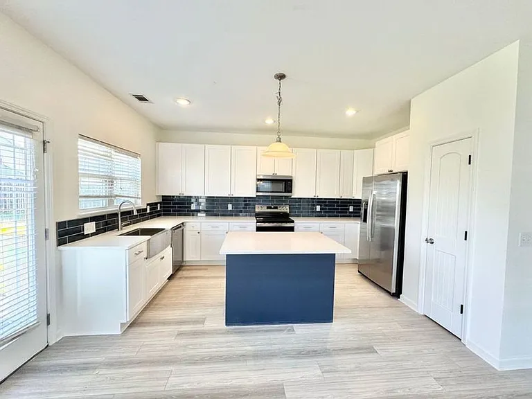 186 Savannah Ln — Photo 4