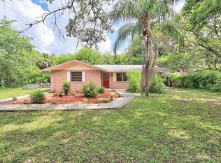 477 Pasaje Ave, Tarpon Springs, FL 34689