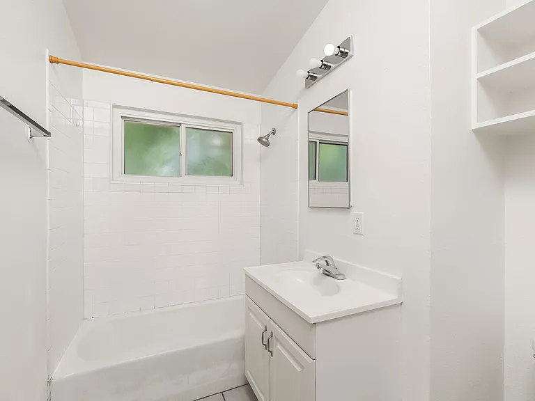 6436 Thomas Dr — Photo 7