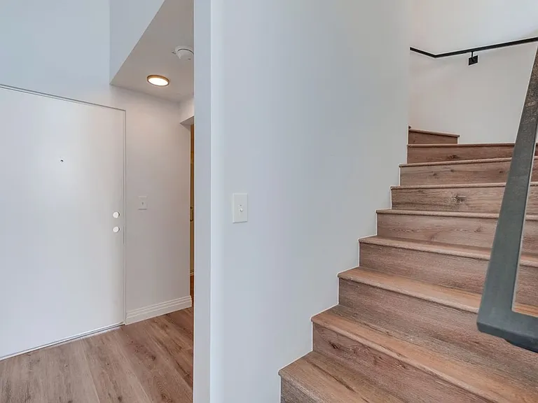 Lux Lofts LA — Photo 23