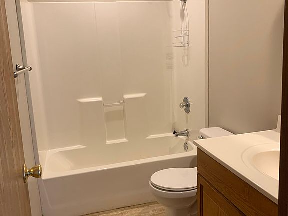 4th image of 917 Jacob Ln