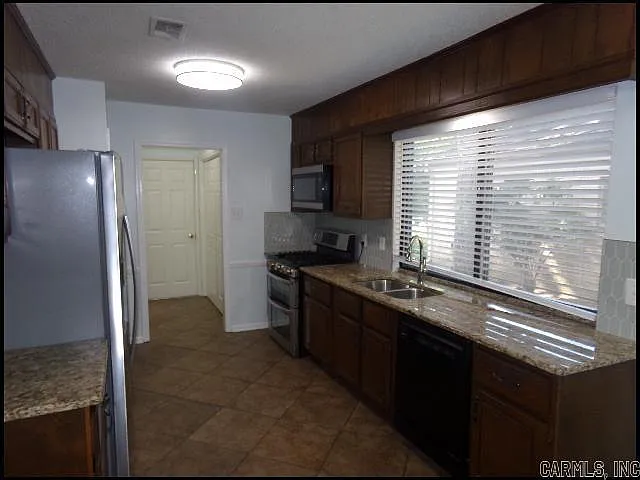 1411 Old Forge Dr — Photo 19