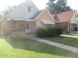 5058 N 24th St, Milwaukee, WI 53209