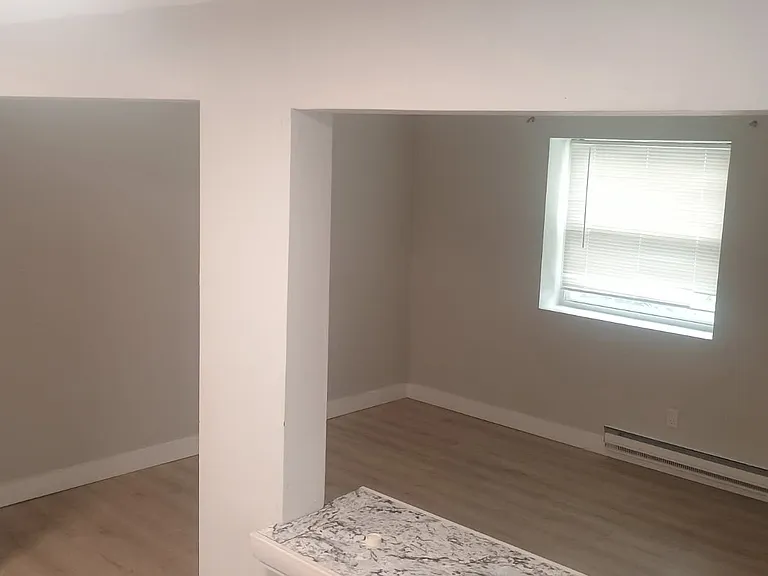 20 Hy Sil Ave #9 — Photo 14