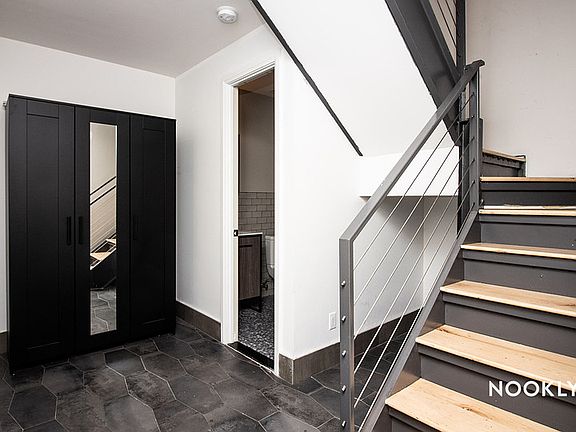 4th image of 314 Evergreen Ave #1B