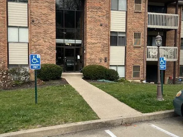 72 View Terrace Dr Suite 11, Southgate, KY 41071