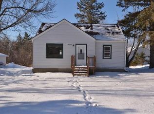 3037 Hutchinson Rd, Duluth, MN 55811