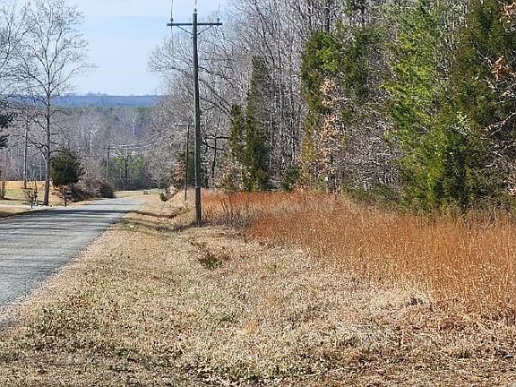 2nd image of Allen Farm Rd