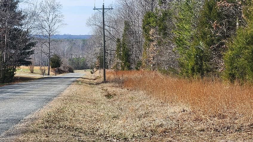 2nd image of Allen Farm Rd