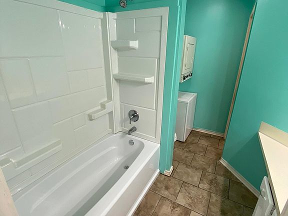 4th image of 110 Willow Branch Dr Unit B