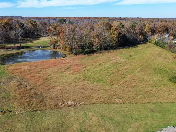 13 Good Neighbor Dr, Corbin, KY 40701